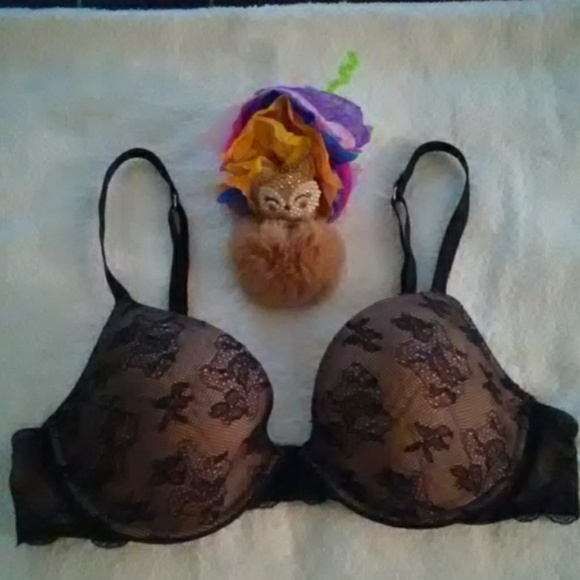 Bra - Picture 1 of 1